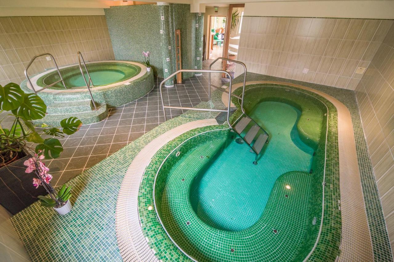 Wellness Hotel Kager Харканы Экстерьер фото